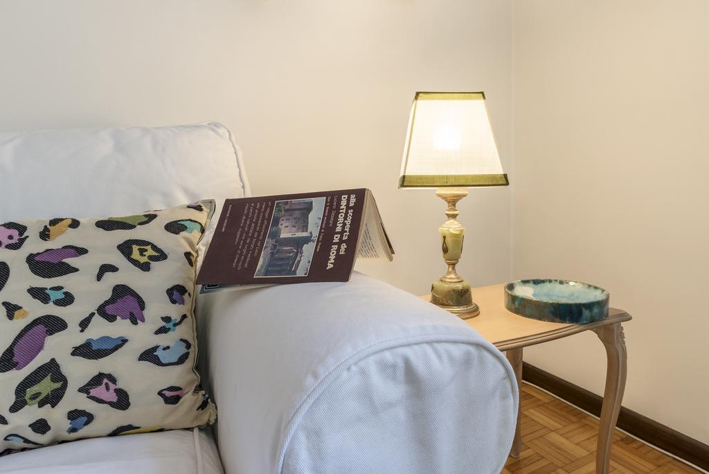 Flower'S Market Apartment - Charme Holidays Ρώμη Εξωτερικό φωτογραφία