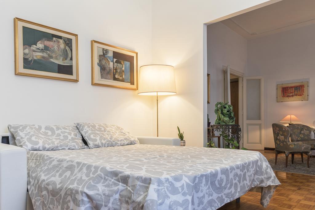 Flower'S Market Apartment - Charme Holidays Ρώμη Εξωτερικό φωτογραφία